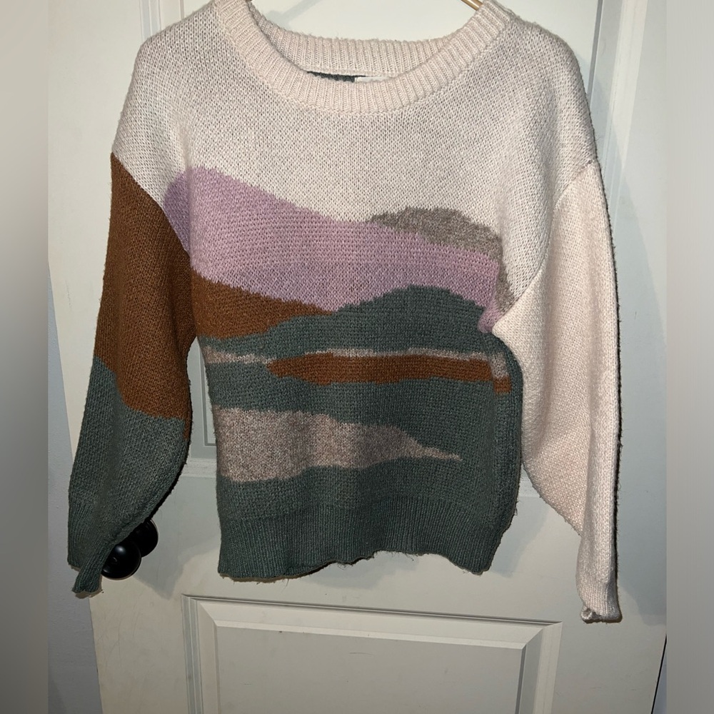 Universal Thread Goods Co Sweater